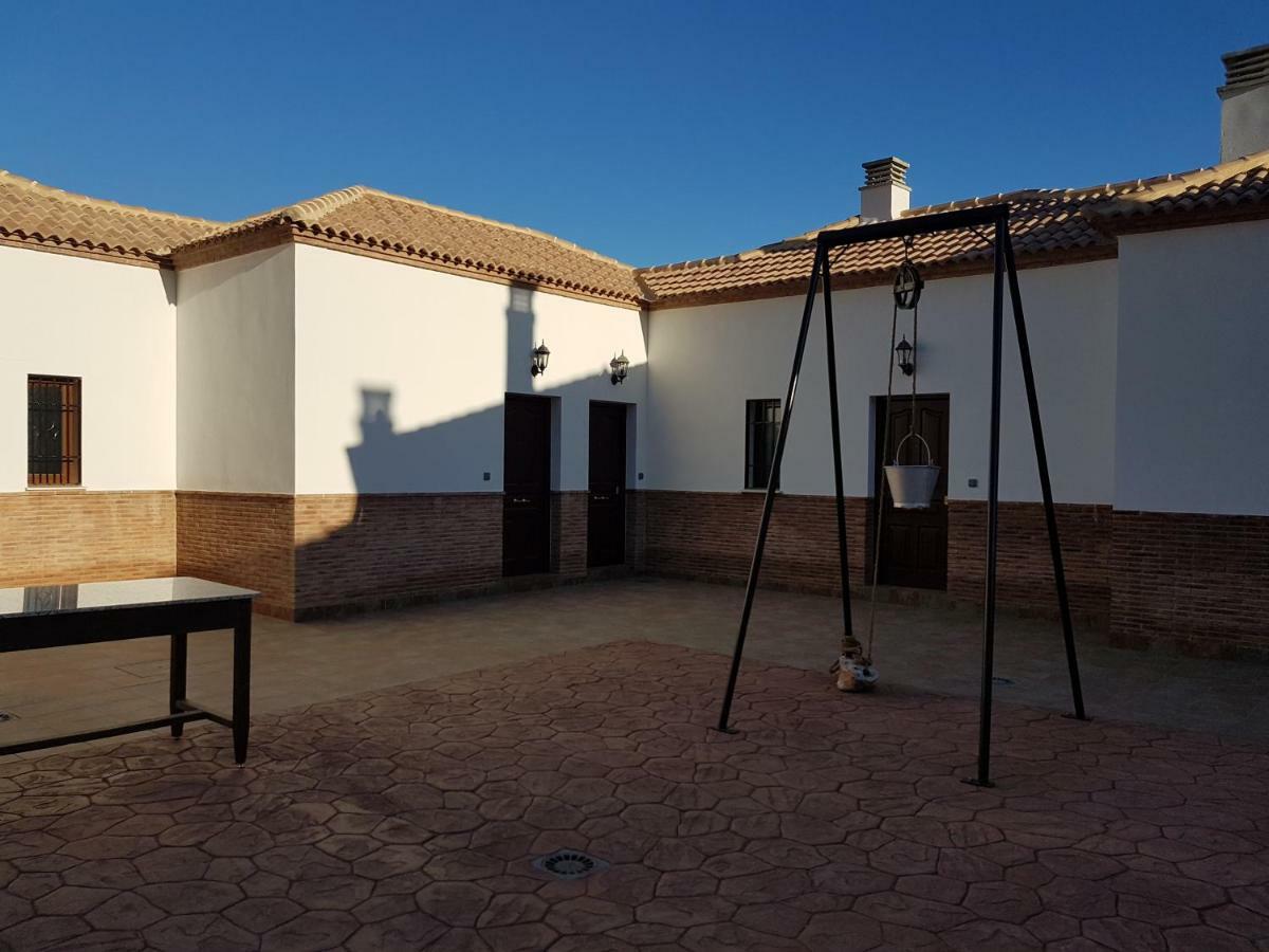 Apartamentos Rurales La Dehesa Del Acebuche Jaén Esterno foto