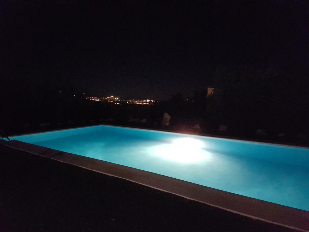 Apartamentos Rurales La Dehesa Del Acebuche Jaén Esterno foto