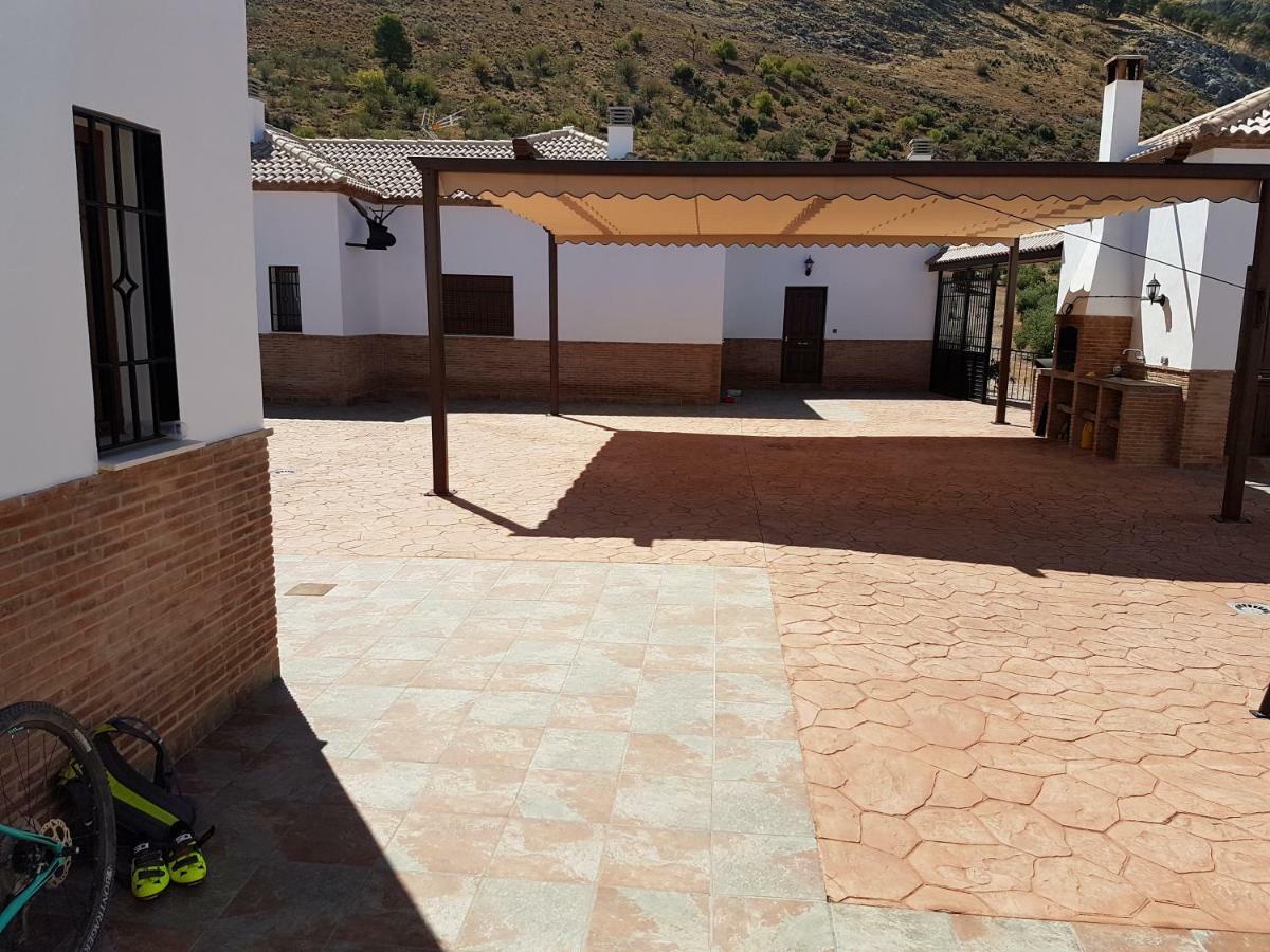 Apartamentos Rurales La Dehesa Del Acebuche Jaén Esterno foto