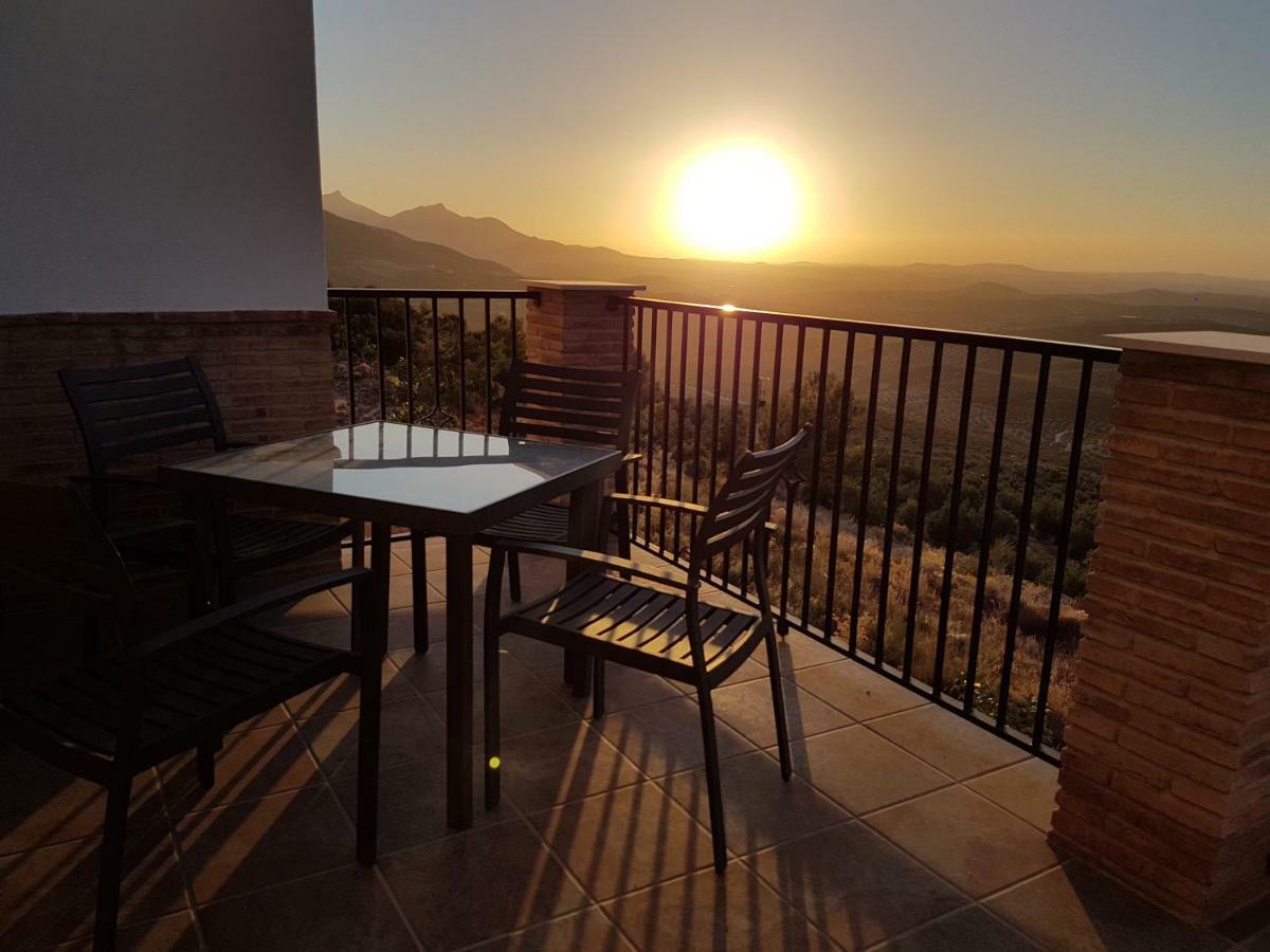Apartamentos Rurales La Dehesa Del Acebuche Jaén Esterno foto