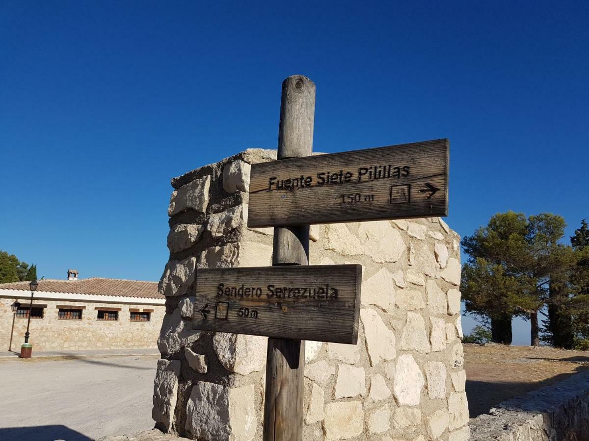 Apartamentos Rurales La Dehesa Del Acebuche Jaén Esterno foto